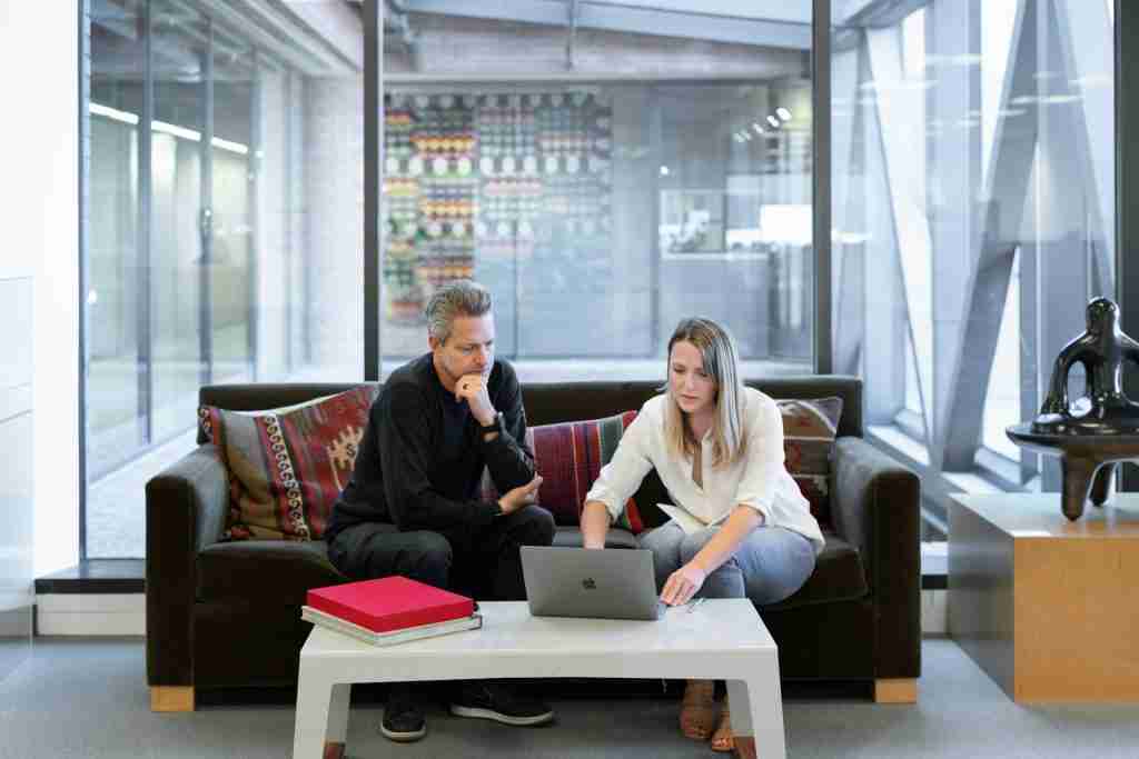 How to Choose the Perfect Real Estate Agent on the Costa del Sol | Vivi Real Estate