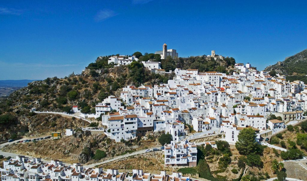 A Step-by-Step Guide to Buying Property in Spain as a U.S. Citizen | Vivi Real Estate