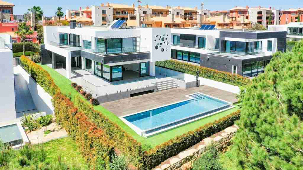 Leven als Nederlander in Benalmádena: ritme & cultuur | Vivi Real Estate
