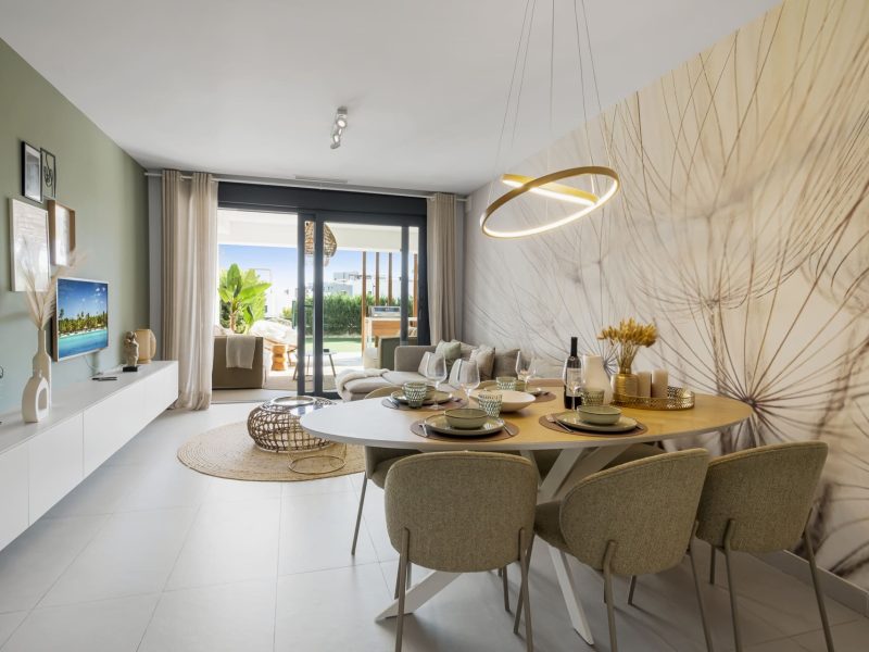 11.12.2024 Estepona - Maarten - Apart - P1